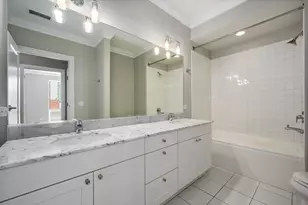 60 W Erie St, Chicago, IL 60654 - Photo 29