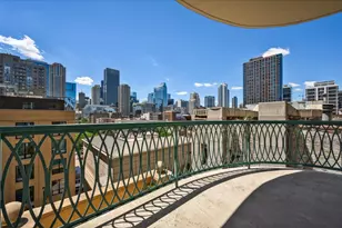 60 W Erie St, Chicago, IL 60654 - Photo 11