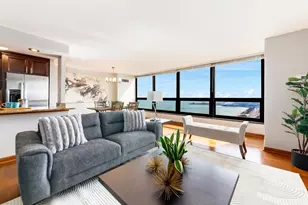 360 E Randolph St, Chicago, IL 60601 - Photo 5