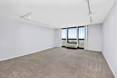 2500 N Lakeview Avenue #1304, Chicago, IL 60614 - Photo 3