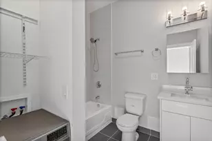 1625 W Howard Ave, Chicago, IL 60626 - Photo 9