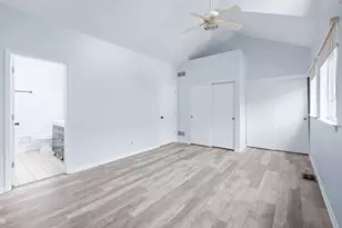 1329 E 61st St, Chicago, IL 60637 - Photo 11