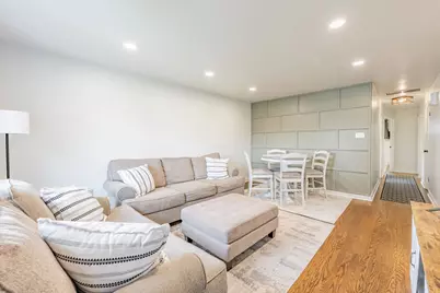 9430 S Parnell Avenue, Chicago, IL 60620 - Photo 9