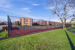 1103 S Hunt Club Dr, Mount Prospect, IL 60056 - Photo 25