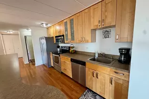 18 E Old Willow Rd, Prospect Heights, IL 60070 - Photo 9