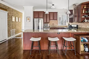 5217 N Winthrop Ave, Chicago, IL 60640 - Photo 3