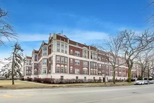 480 Sheridan Rd, Evanston, IL 60202 - Photo 1