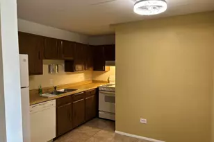 5321 Waterbury Dr, Crestwood, IL 60418 - Photo 9