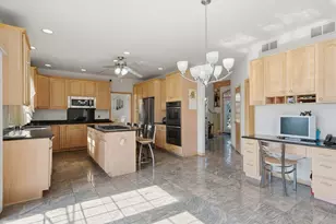 39 Odyssey Dr, Tinley Park, IL 60477 - Photo 11