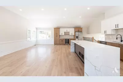 10433 S 83rd Avenue, Palos Hills, IL 60465 - Photo 13