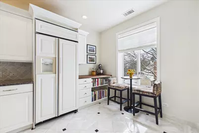 485 Oakwood Avenue #D-2, Lake Forest, IL 60045 - Photo 9