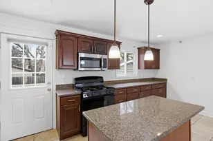 205 Fremont Ave, Romeoville, IL 60446 - Photo 7