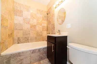 1644 W Greenleaf Avenue #2S, Chicago, IL 60626 - Photo 9