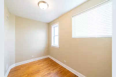 1644 W Greenleaf Avenue #2S, Chicago, IL 60626 - Photo 7