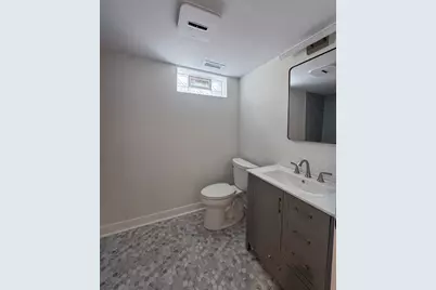 8537 W Sunnyside Avenue, Chicago, IL 60656 - Photo 17