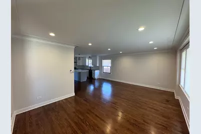 8537 W Sunnyside Avenue, Chicago, IL 60656 - Photo 3