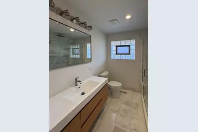 8537 W Sunnyside Avenue, Chicago, IL 60656 - Photo 23