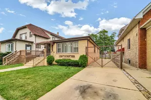 2725 N Oak Park Ave, Chicago, IL 60707 - Photo 3