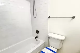 480 N McClurg Ct, Chicago, IL 60611 - Photo 23