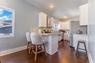 7731 45th Pl, Lyons, IL 60534 - Photo 5