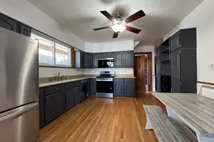 5916 W Cornelia Ave, Chicago, IL 60634 - Photo 5