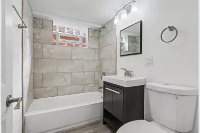 7242 S Honore Street, Chicago, IL 60636 - Photo 21