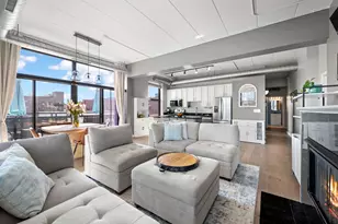 3944 N Claremont Ave, Chicago, IL 60618 - Photo 3