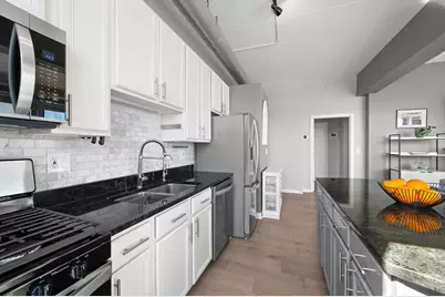 3944 N Claremont Avenue #408, Chicago, IL 60618 - Photo 11