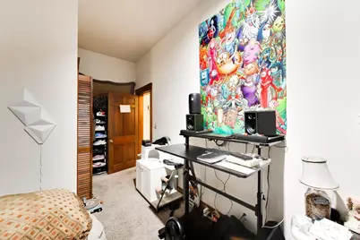 1322 W Barry Avenue, Chicago, IL 60657 - Photo 15