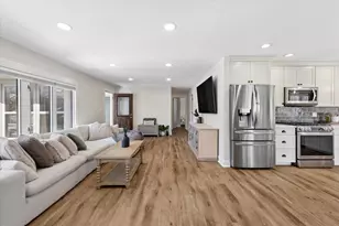 1335 S Villa Ave, Villa Park, IL 60181 - Photo 11