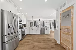 1335 S Villa Ave, Villa Park, IL 60181 - Photo 13