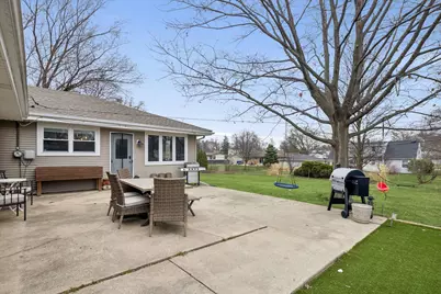 1335 S Villa Avenue, Villa Park, IL 60181 - Photo 39