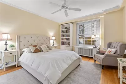 210 E Pearson Street #4C, Chicago, IL 60611 - Photo 13