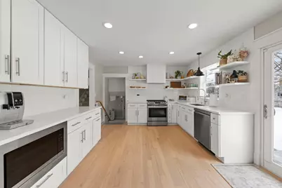 [Address not provided], Wheaton, IL 60189 - Photo 9