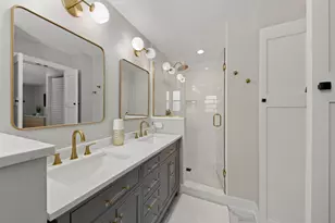 [Address not provided], Wheaton, IL 60189 - Photo 15