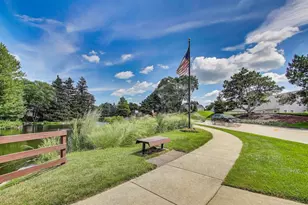 26 The Court of Island Point, Northbrook, IL 60062 - Photo 31