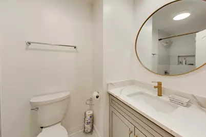 26 The Court Of Island Point, Northbrook, IL 60062 - Photo 17