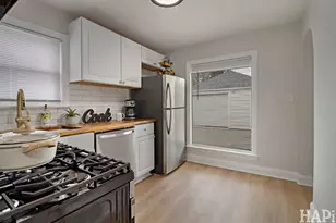 610 S Fulton Ave, Waukegan, IL 60085 - Photo 7