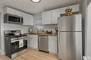 610 S Fulton Ave, Waukegan, IL 60085 - Photo 5