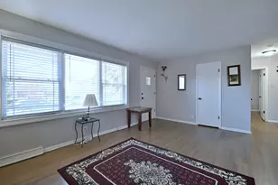 341 Iroquois Rd, Hillside, IL 60162 - Photo 5