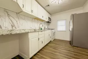 612 Atwood Ave, Rockford, IL 61102 - Photo 7