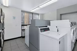 2500 N Lakeview Ave, Chicago, IL 60614 - Photo 19