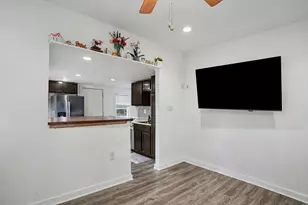 205 E Taylor St, Grant Park, IL 60940 - Photo 7