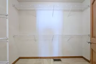 2738 Borkshire Ln, Aurora, IL 60502 - Photo 27