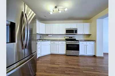 2738 Borkshire Lane, Aurora, IL 60502 - Photo 17