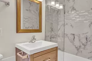 1100 N La Salle Dr, Chicago, IL 60610 - Photo 7