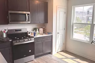 17314 Roscommon Rd, Tinley Park, IL 60477 - Photo 5