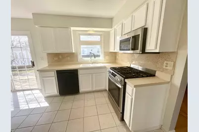 1439 Blue Heron Drive, Crystal Lake, IL 60014 - Photo 11