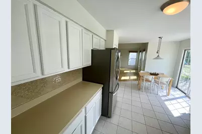 1439 Blue Heron Drive, Crystal Lake, IL 60014 - Photo 13