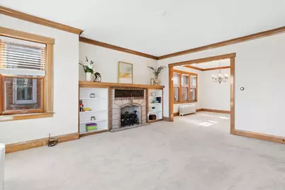 5546 N Austin Avenue, Chicago, IL 60630 - Photo 15